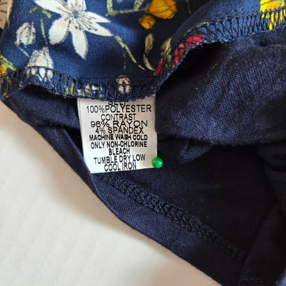 Papermoon Womens Blouse Navy Blue XL Floral Mixed Media Split V-Neck Cap Sleeve - Picture 6 of 7